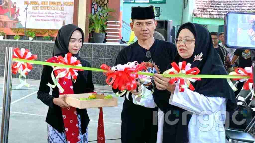 Tampilkan Hasil Karya, MAN 2 Tuban Resmikan Gelar Karya Siswa Hingga Buka Galeri&nbsp;Seni