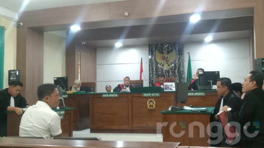 Sidang Kasus Pencurian Besi, Anggota Polisi Tuban Dicecar soal Penganiyaan terhadap Terdakwa