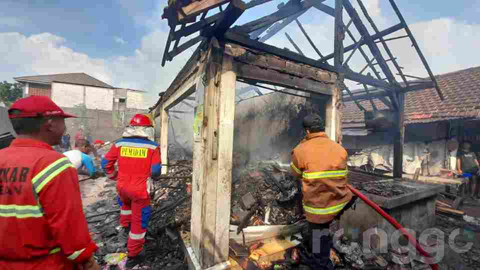 Pasar Desa di Tuban Terbakar, Kerugian Capai Rp 80 Juta