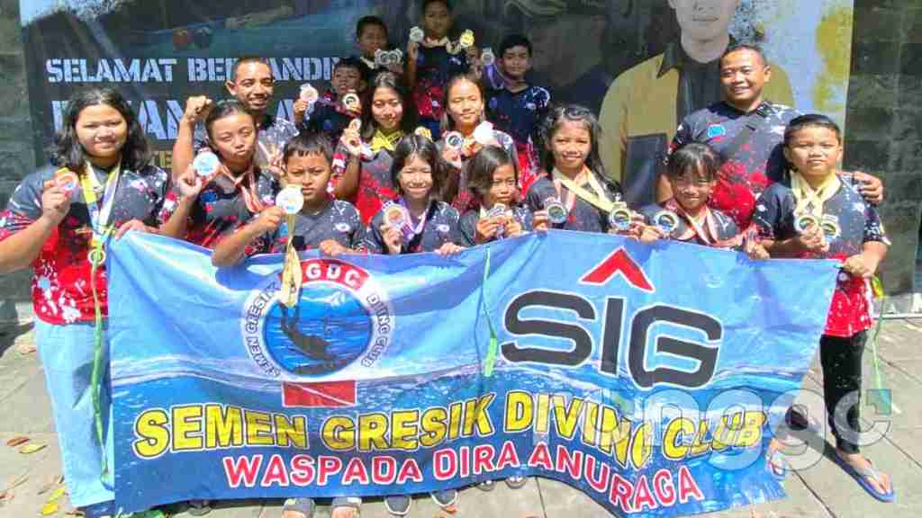 Membanggakan, Atlet Semen Gresik Diving Club Sabet 41 Medali di Ajang Porkab VII&nbsp;Tuban