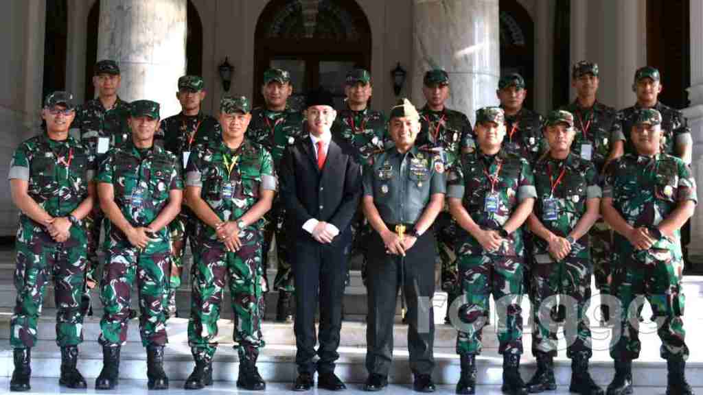 Belasan Prajurit TNI AD Berkunjung ke Kodim 0811 Tuban, Jalani KKL Studi Wilayah Pertanian
